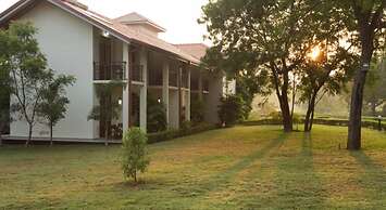 Chenra Hotel