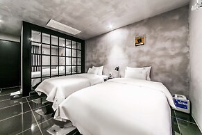 SOYU Hotel