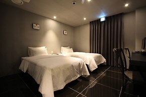 SOYU Hotel