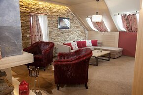 Amira Boutique Hotel