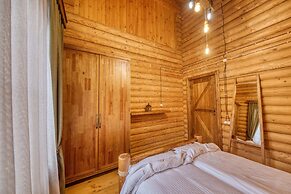 Kecharis Hotel & Resort
