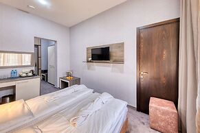Kecharis Hotel & Resort
