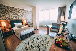 Damas International Hotel
