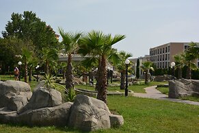 Menada Atrium Apartments