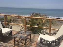 Baja Canoas Hotel