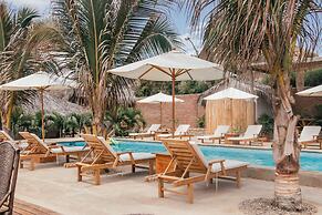 Baja Canoas Hotel