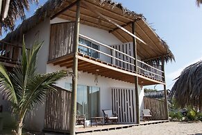Baja Canoas Hotel