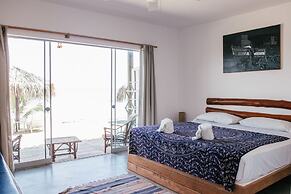 Baja Canoas Hotel