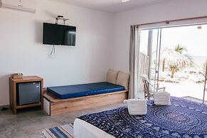 Baja Canoas Hotel