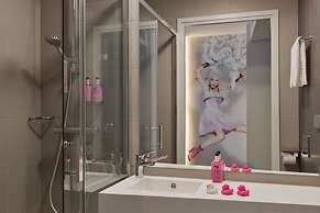 Moxy Vienna Airport