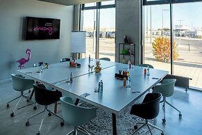 Moxy Vienna Airport