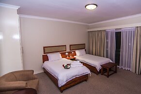 Adelante Lodge