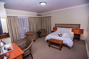 Adelante Lodge