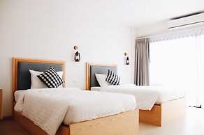 Phukaning Hotel