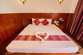 Botoum Hotel