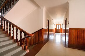 Botoum Hotel