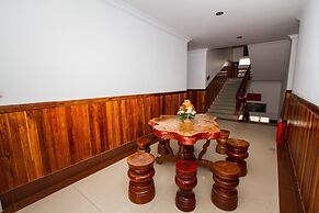 Botoum Hotel