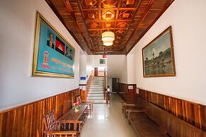 Botoum Hotel