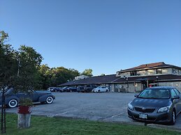 The Ashwood