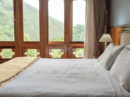 Tiger Nest Resort