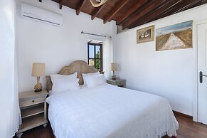 Meleni Cottage Houses