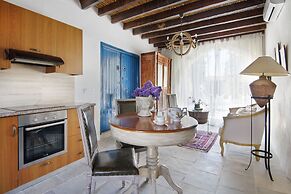 Meleni Cottage Houses