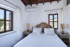 Meleni Cottage Houses