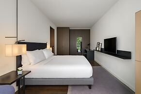 Hilton Lake Como