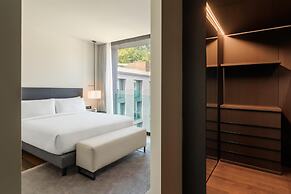 Hilton Lake Como