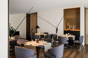 Hilton Lake Como