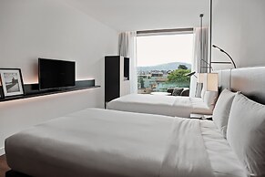 Hilton Lake Como