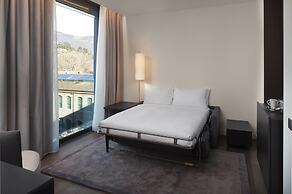 Hilton Lake Como