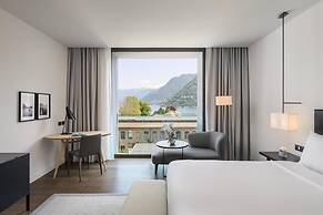 Hilton Lake Como