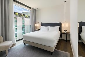 Hilton Lake Como