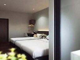 The Square Hotel