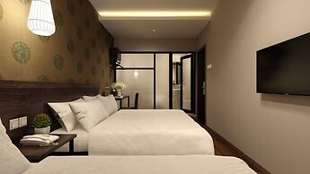 The Square Hotel