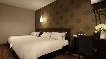 The Square Hotel