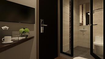 The Square Hotel