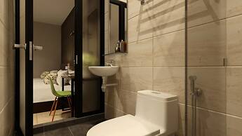 The Square Hotel