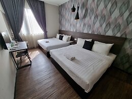 The Square Hotel