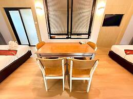 PS Extra Hotel