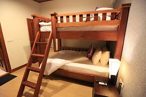 Mayura Hill Resort