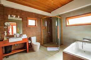 Mayura Hill Resort
