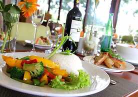 Mayura Hill Resort
