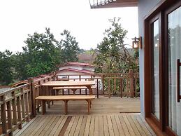 Mayura Hill Resort