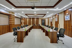 Click Hotel Sagar Plaza Chakan, Pune