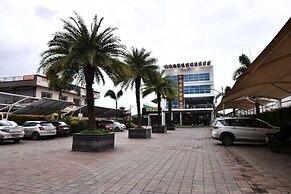 Click Hotel Sagar Plaza Chakan, Pune