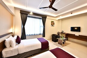 Click Hotel Sagar Plaza Chakan, Pune