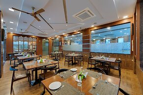 Click Hotel Sagar Plaza Chakan, Pune