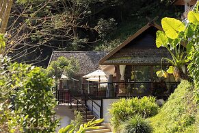 J Valley Resort